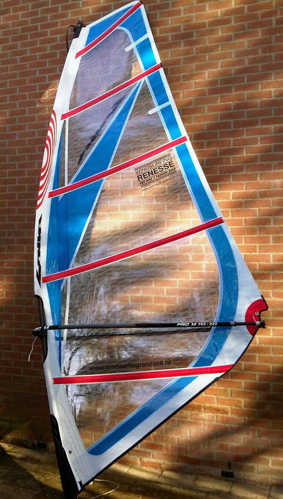 windsurfing_renesse_wave_5.2