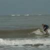Jan Doeksen riding a small but clean wave @ da Norhshore 07.11.04