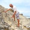 Arjen climbing the coral rock formations @ Little Bay Barbados